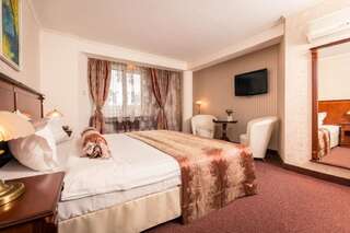 Отель Hotel Palas Казанлык Двухместный номер с 1 кроватью или 2 отдельными кроватями-16